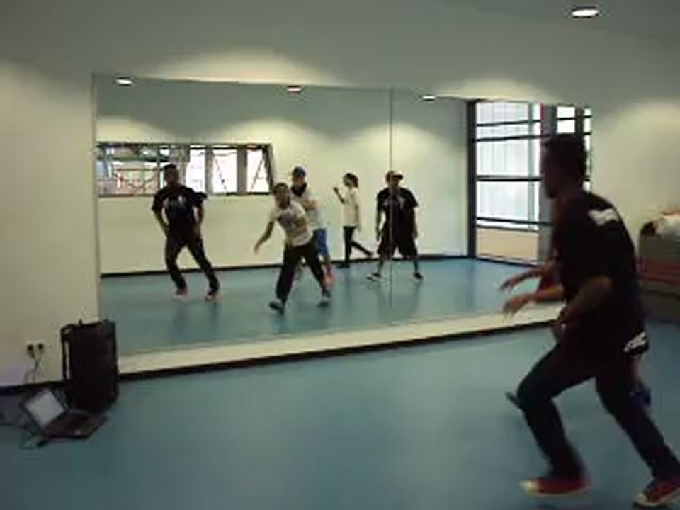 MOV03106 Atelier danse hip-hop 6 avril