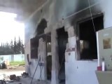 فري برس حمص تلبيسة تدمير محطة محروقات من قبل جيش النظام 10 4 2012
