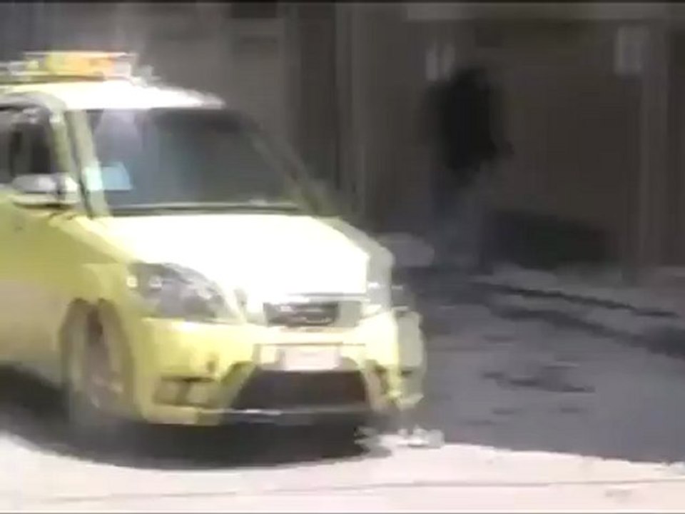 فري برس حمص أهالي حي الخالدية  بحمص تحت القصف العنيف  10  4 2012