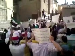 Télécharger la video: فري برس دمشق مظاهرة حي الميدان الدمشقي نصرة لحمص و إدلب 10 4 2012