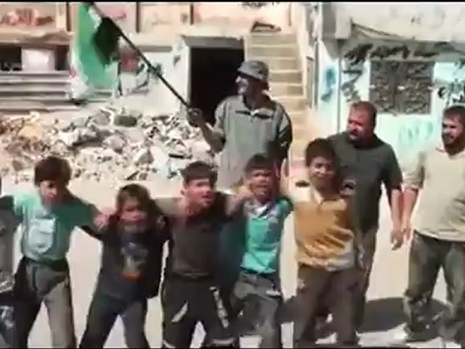 فري برس حمص الرستن مظاهرة أطفال الرستن معبرة10 4 2012