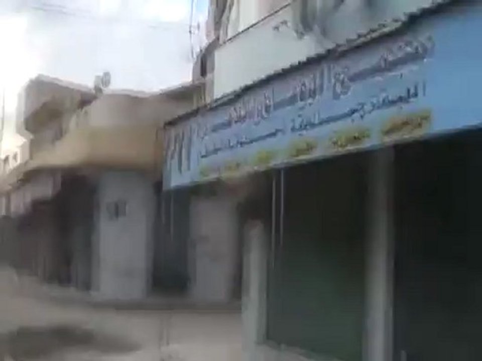 فري برس  حلب مارع الدمار الذي خلفه القصف الاسدي الهمجي 10 4  2012 ج3