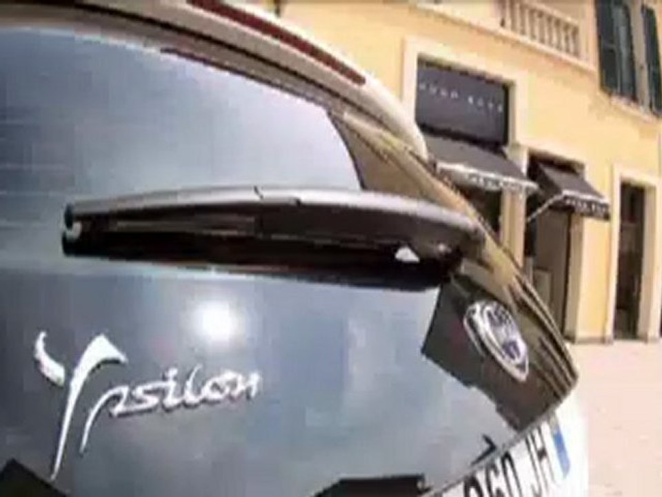Lancia ypsilon