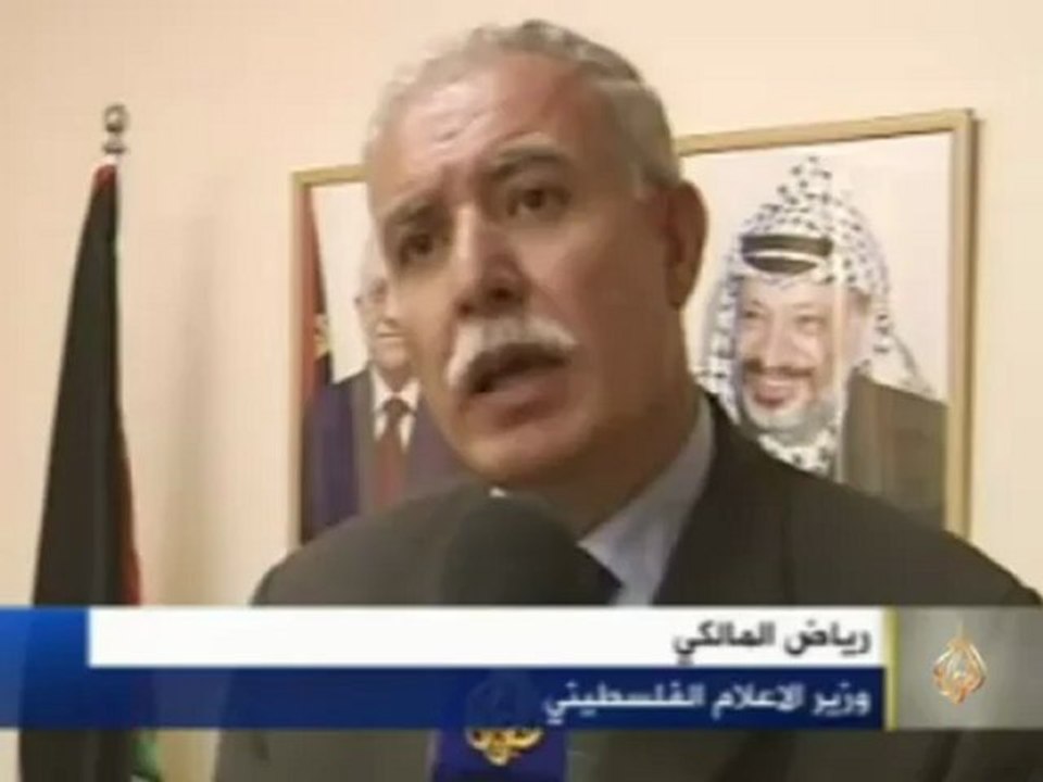 القوات الإسرائيلية تفرض حظر التجوال في مخيم العين
