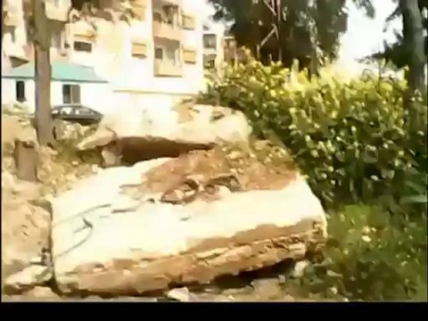 فري برس تواجد الدبابات في مدينة حماة لمحتلةبعد انتهاء المهلة 10 4 2012