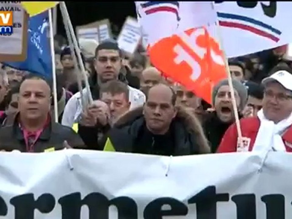 Des plans sociaux seraient retardés jusqu'à la fin de la présidentielle