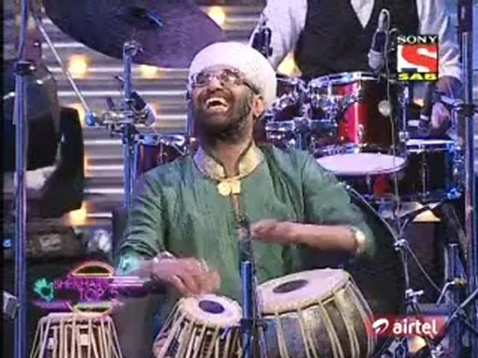 Movers and Shakers[Ft Veena Malik] - 18th April 2012 pt4