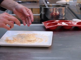 CYRIL LIGNAC - SAVOIR FAIRE UNE ILE FLOTTANTE