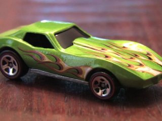 FLYING CUSTOMS CORVETTE STINGRAY Hot Wheels review by CGR Garage