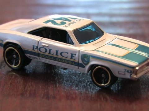 1980's CAMARO Z28 Cars of the Decades Hot Wheels review by CGR Garage