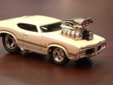 CGR Garage - OLDSMOBILE 442 Muscle Machines review