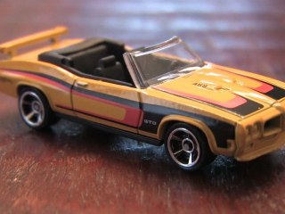 CGR Garage - '70 PONTIAC GTO Hot Wheels review