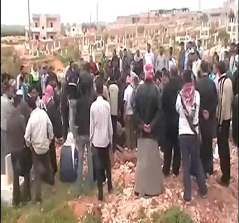 فري برس حلب عندان تشييع الشهيد محمد خليفة 11 4 2012