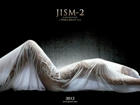 Dino Morea And Pooja Bhatt Trapped In A Tsumani Scare - Bollywood News