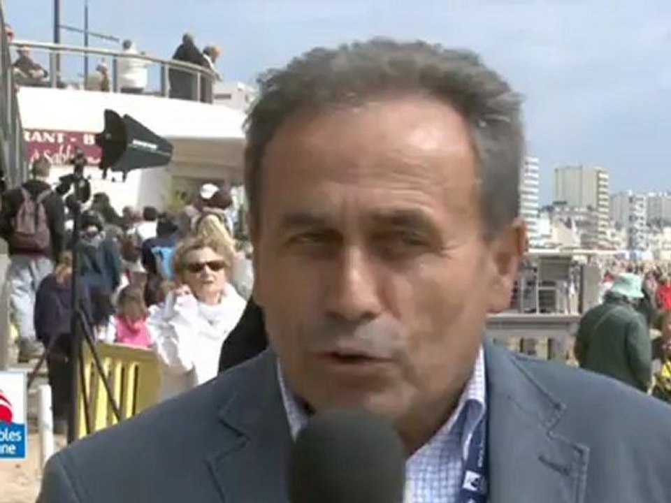 Courses de chevaux sur la plage