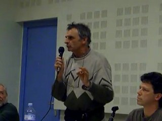 18 Réunion publique Sizun vendredi 06 avril 2012