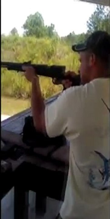 Régis au tir à la carabine