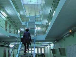 A L'OMBRE DE LA REPUBLIQUE - Bande-annonce VF