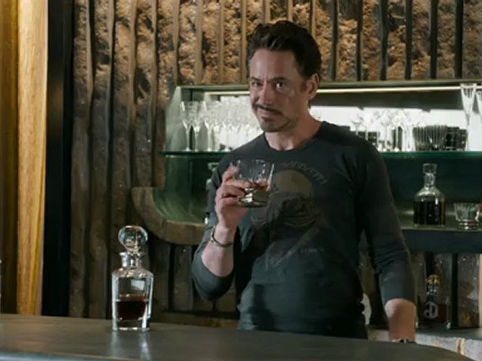 The Avengers - extrait : L’appel des troupes