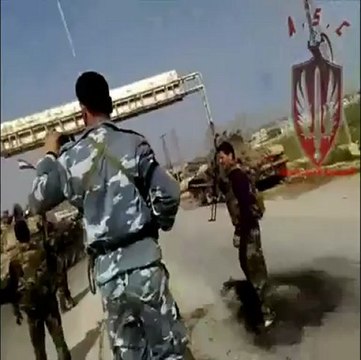 فري برس خطير جداً فيديو مسرب قبل اقتحام قرية السحارة في الأتارب تبين أفعال الجيش الخائن Aleppo