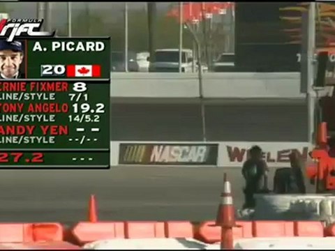 Jodin LeJeune scores a 58.9 during session 1 of qualifying for Formula Drift Round 7