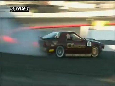 Kelvin Arreola scores a 30.4 during session 2 qualifying in Formula Drift Round 7