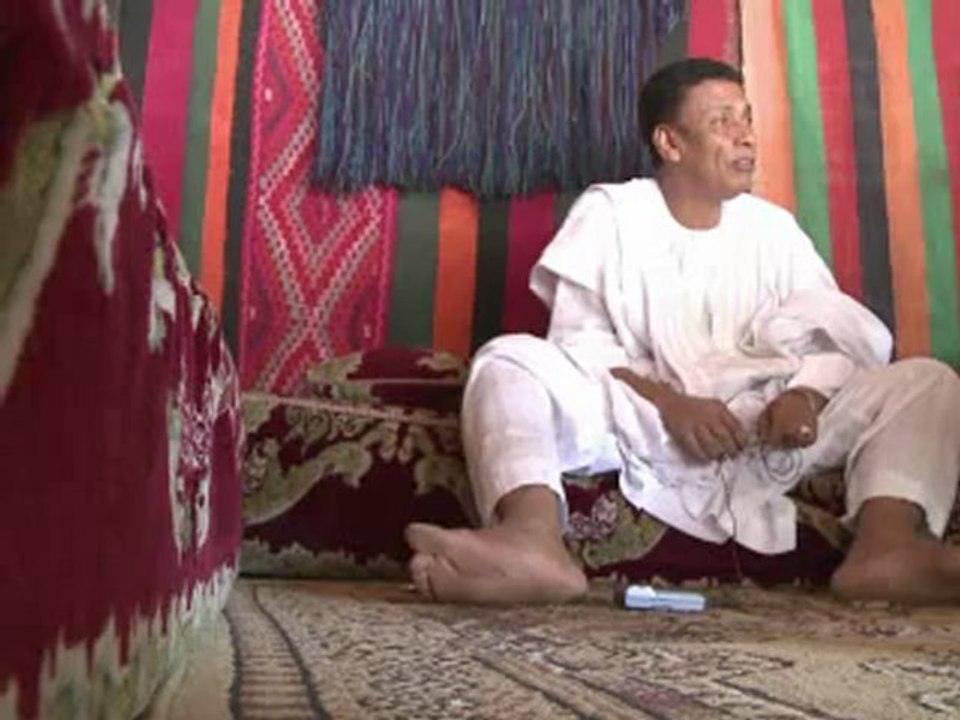 Il vit à Bamako depuis 37 ans et oeuvre au brassage