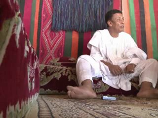 Il vit à Bamako depuis 37 ans et oeuvre au brassage