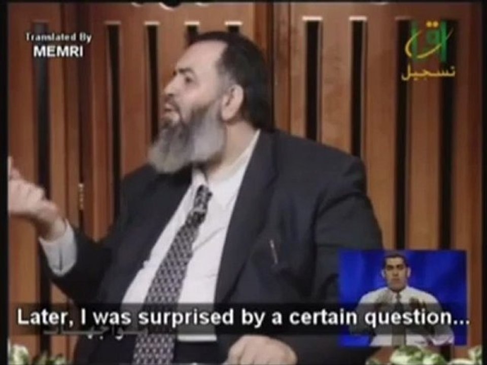 فيديو نادر للشيخ حازم صلاح أبو إسماعيل ووالدته في قناة اقرأ عام 2004