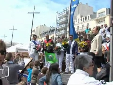 Des trotteurs sur la plage des Sables (Vendée)