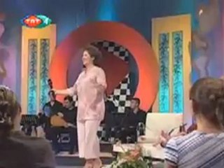 Emel TAŞCIOĞLU "BİR AN BİR ÖMRE BEDEL SENİNLE"