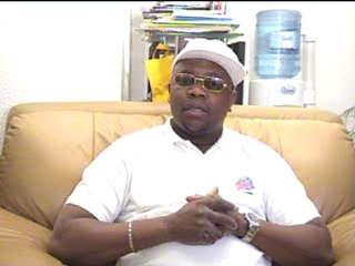 MUKAMBA  AUGUSTIN  LANCE LA  REVOUTION  SOCIALE EN  RDCONGO