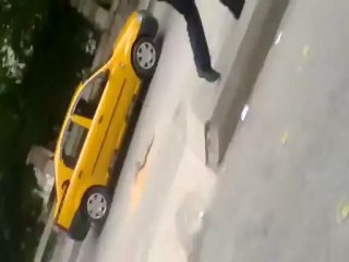 فري برس حماة المحتلةالإنتشار الأمني في ساحة العاصي 12 4 2012 Hama