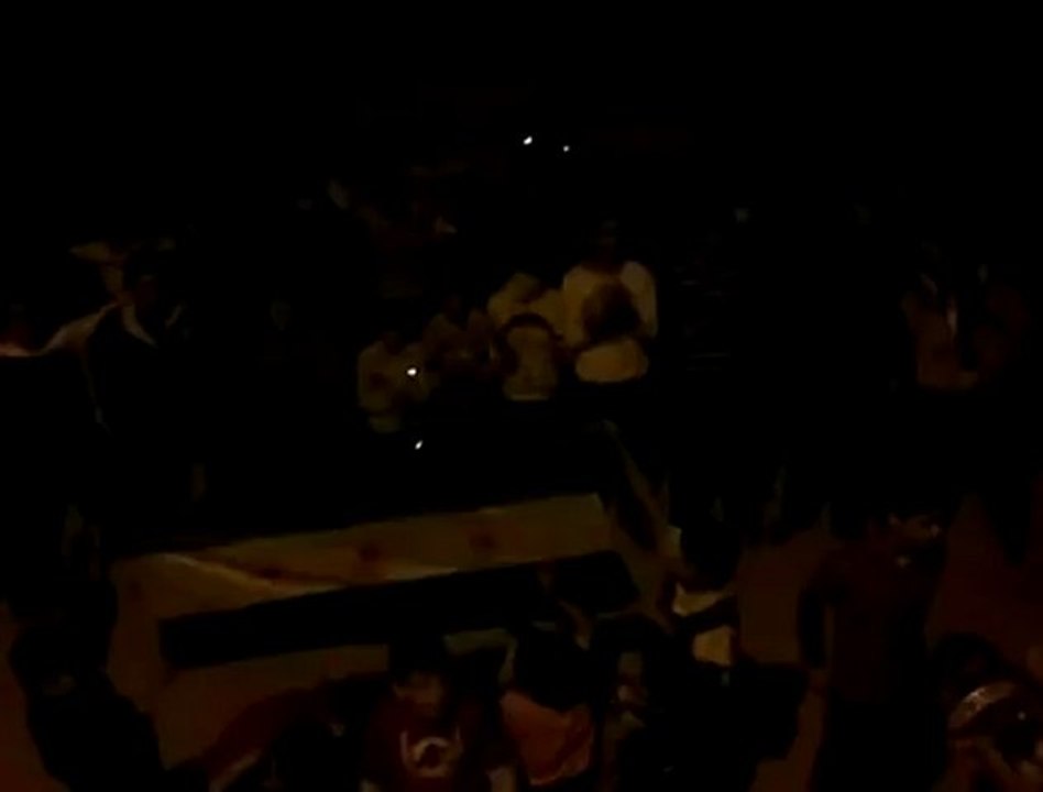 فري برس حمــــاة المحتلة  مسائية الشيخ عنبر  2012 4 12 Hama