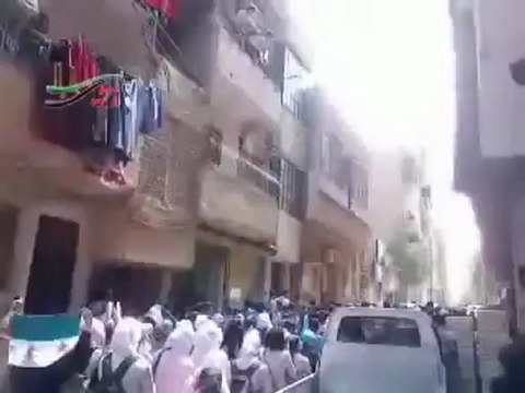 فري برس دير الزور مظاهرة صباحية مدرسة الشهيد محمد ملا عيسى 12 4 2012 ج2 DeerALzoor