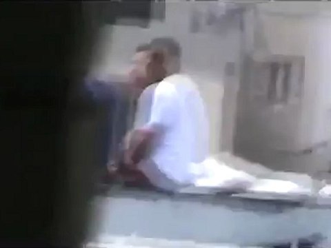 فري برس حماه المحتلة الأربعين الشبيحة على أسطح المدارس 12 4 2012 Hama