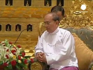 British PM arrives in Myanmar for landmark visit