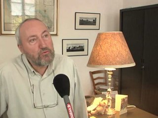 Le maire de St Martin de Ré et la nouvelle prison