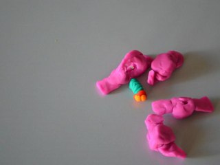 La chenille qui faisait des trous