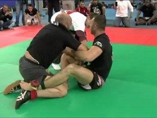 CHRISTOPHE CLOT VS ARSLANBECK ASKHAROV - VIC TOUR 2012 Sud