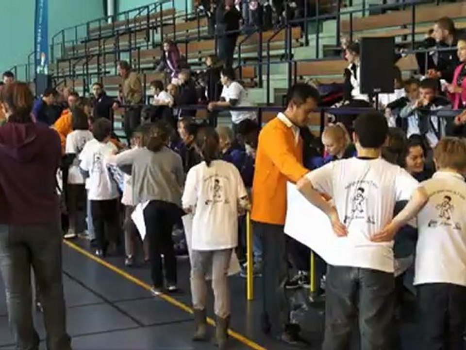 Sois Sport avec la Tan