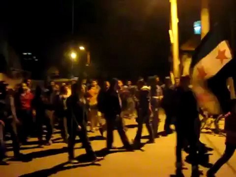فري برس ريف دمشق كفربطنا مظاهرة مسائية لن نركع الا الله 12 4 2012 Damascus