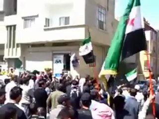 فري برس ريف دمشق قارة مظاهرة لطلاب ولأحرار قارة  12 4 2012 Damascus