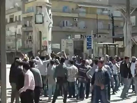 فري برس ادلب سلقين جمعة ثورة لكل السوريين 13 4 2012 ج1 Idlib