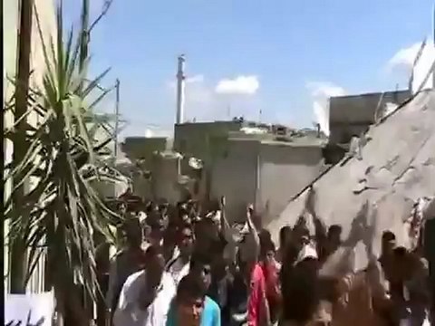 فري برس ادلب حزانو جمعة ثورة لكل السوريين 13 4 2012 ج1 Idlib