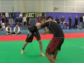 VALENTIN BLUMENTHAL VS DAMIEN MIGAI - VIC TOUR 2012 Sud