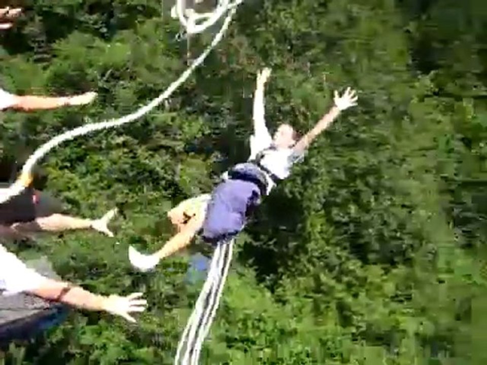 Petite blague en saut à l'élastique