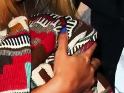 Beyonce with Blue Ivy in NYC 12 april 2012 @BeyonceTribe