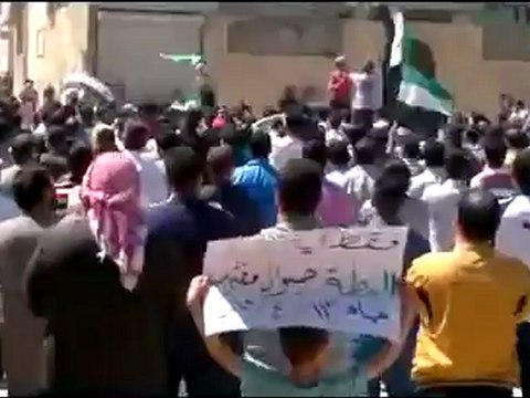 فري برس حماه المحتلة طريق حلب شارع التوحيد جمعة ثورة لكل السوريين 13 4 2012 Hama