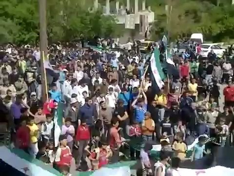 فري برس اللاذقية مظاهرة تجمع أحرارقرى الريف الجنوبي وأحرار الحفة رااااائعة 13 4 2012 Latakia